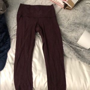 Lululemon Wonder Under Crops- burgundy